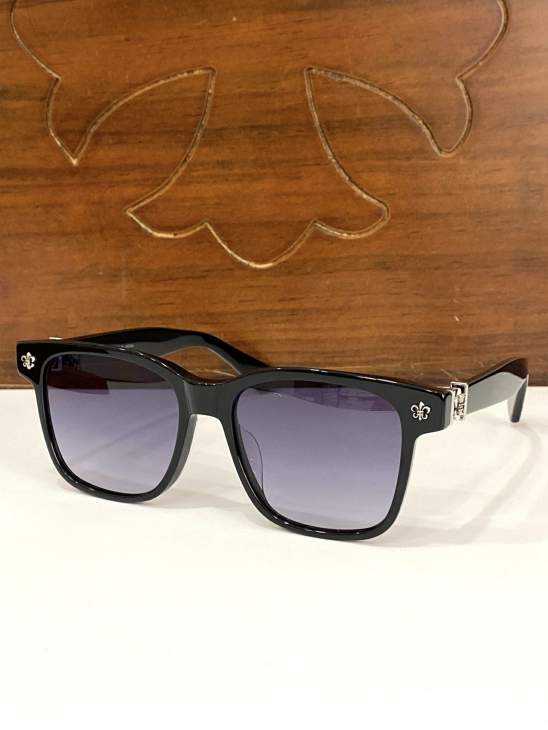 Picture of Chrome Hearts Sunglasses _SKUfw73375559fw